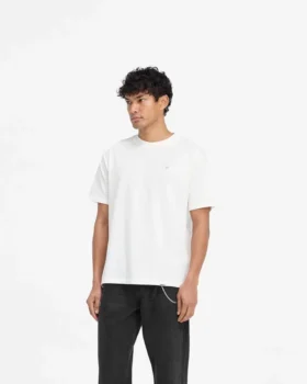 Metal Initial R T-shirt