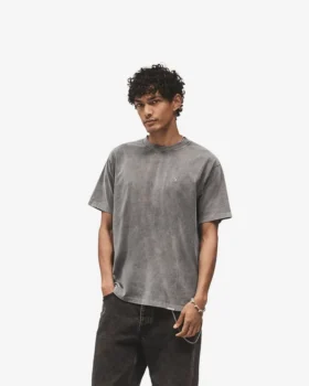 Metal Initial R T-shirt