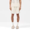 Shorts med stickade paneler