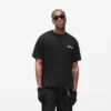 T-shirt med dubbla lager och broderad text